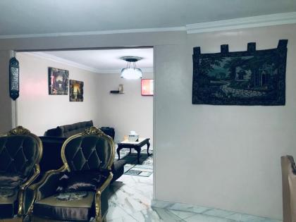 Near Lebanon Square Apartment - image 19