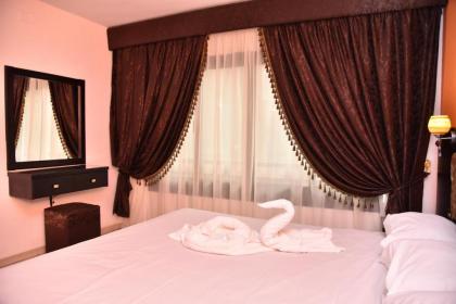 Royal Pyramids Hotel - image 12