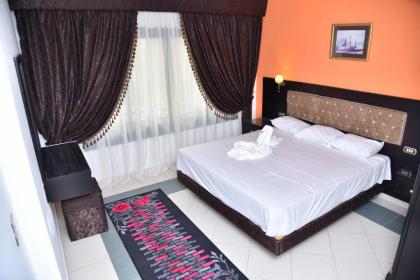 Royal Pyramids Hotel - image 8