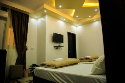 Queen Pyramids View Inn - image 17