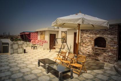 Queen Pyramids View Inn - image 3