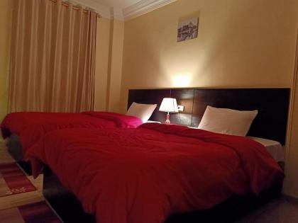 City pyramids inn - image 22