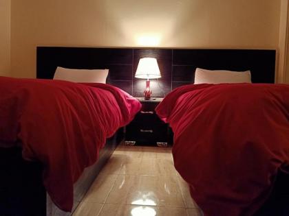 City pyramids inn - image 23