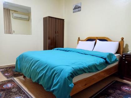 City pyramids inn - image 24