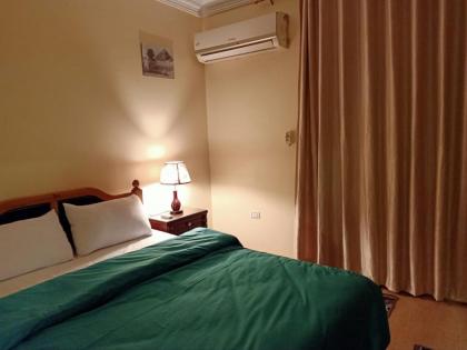 City pyramids inn - image 27