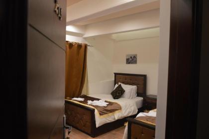 Pyramids Top Inn - image 12
