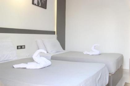 Azar Boutique Hotel - image 18