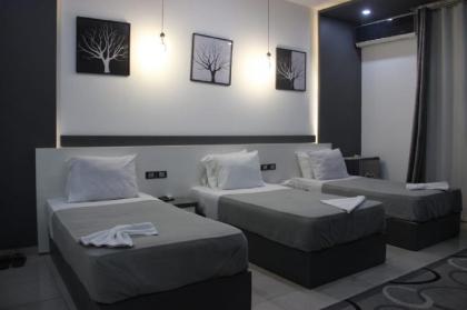 Azar Boutique Hotel - image 20