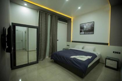 Azar Boutique Hotel - image 9