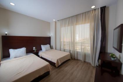 The Home Dreamland - image 14