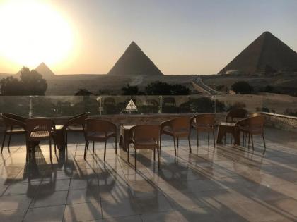 Sahara Pyramids Inn - image 13