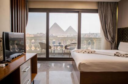 New Pyramids Eyes Hotel - image 1