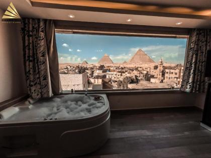Pyramid Edge Hotel - image 1