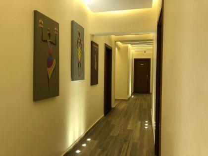 Pyramid Edge Hotel - image 3