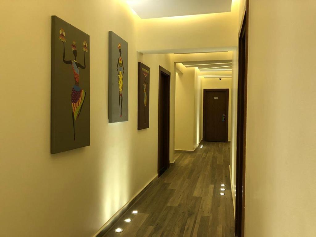 Pyramid Edge Hotel - image 3