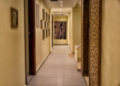 PYRAMIDS TOWER Inn - image 12