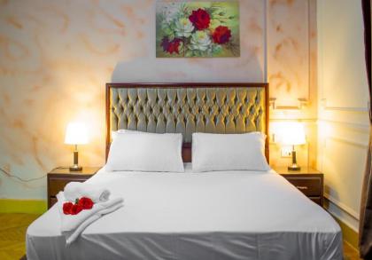 Golden Palace Hotel - image 11
