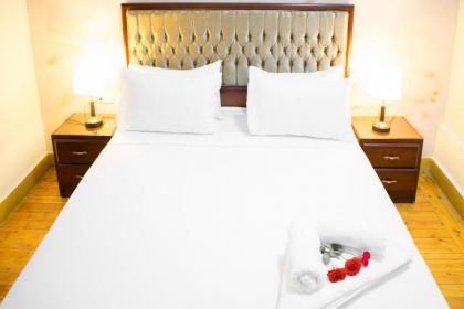 Golden Palace Hotel - image 18
