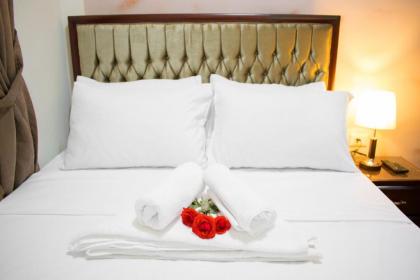 Golden Palace Hotel - image 19