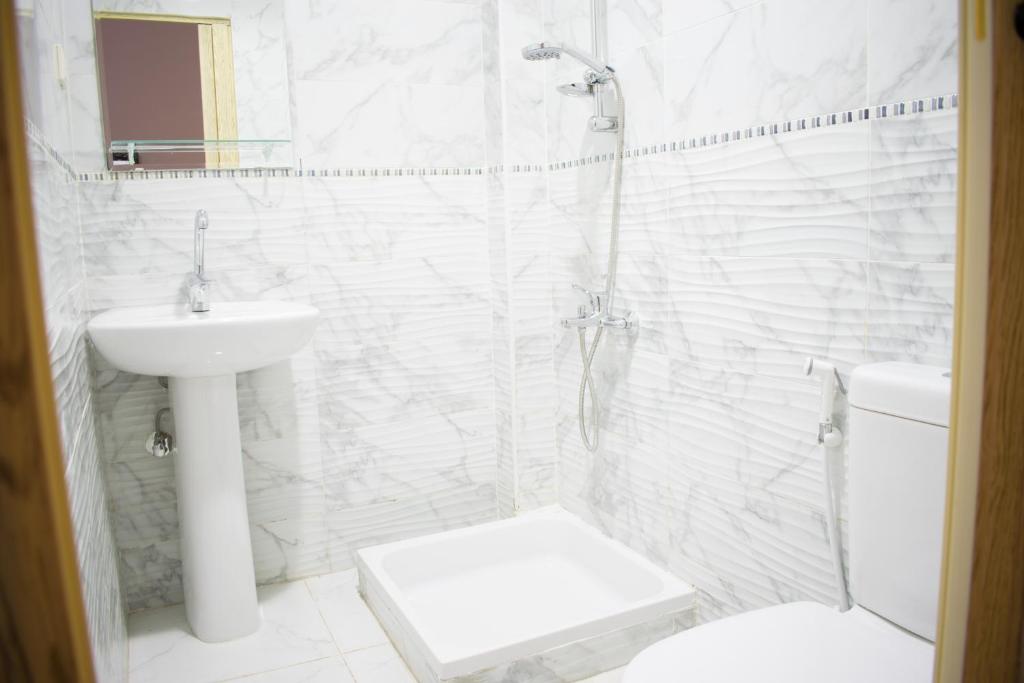 Golden Palace Hotel - image 7
