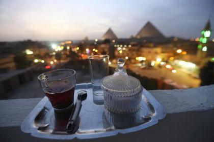 Happy Days Pyramids View - image 18