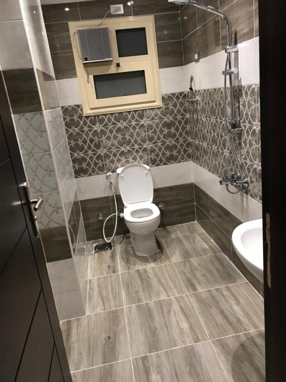 Cozy and Modern Apartment for Rent in Mohandessin - image 2