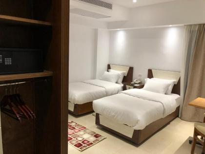 maxim Hotel