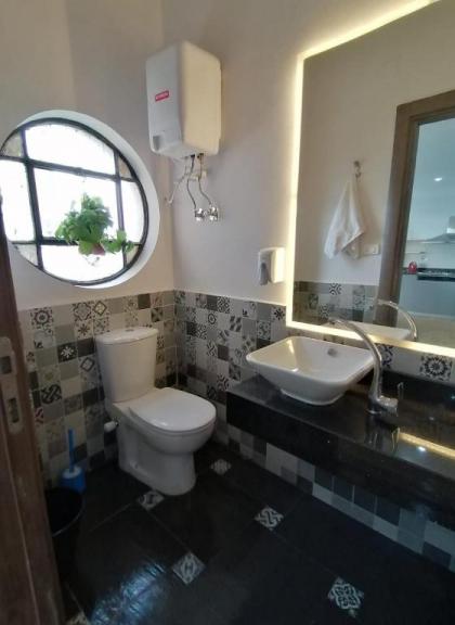 Madina Hostel - image 2