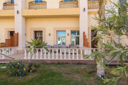 Ultra Loaloa Nile Maadi Hotel - image 8