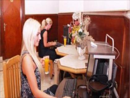 City View Hotel - image 3