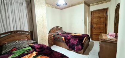 Comfy 3 Bedrooms Apartment in Cairo Z1 - image 9