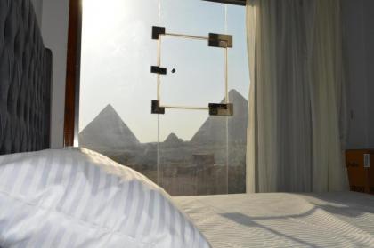Pyramids Hills Inn - image 10