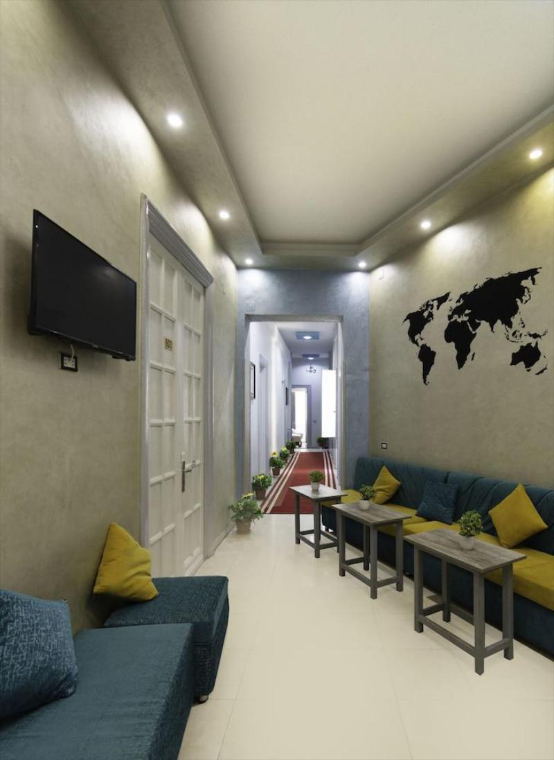 Minerva Downtown Hostel - image 2
