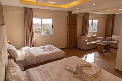 Nine Pyramids View Hotel - image 13