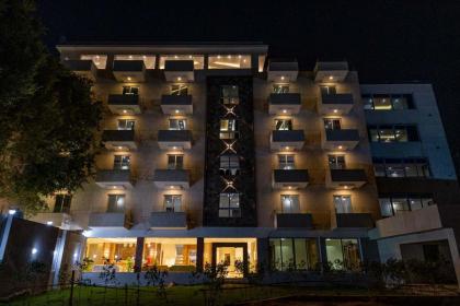 Nine Pyramids View Hotel - image 14