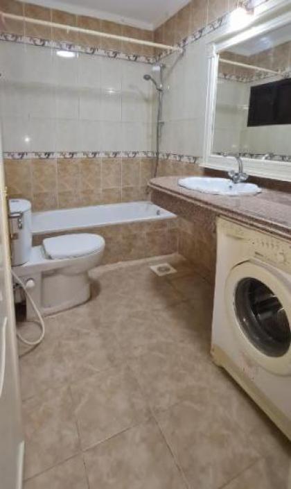 Comfy 2 Bedrooms Apartment (98/5) - image 7