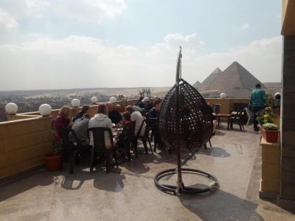 Gardenia Pyramids view inn - image 14
