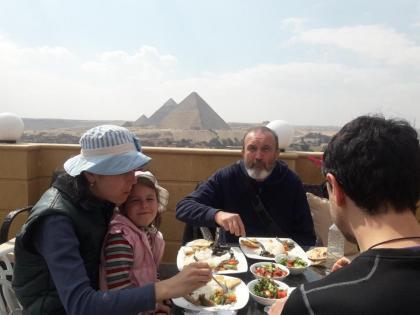 Gardenia Pyramids view inn - image 4