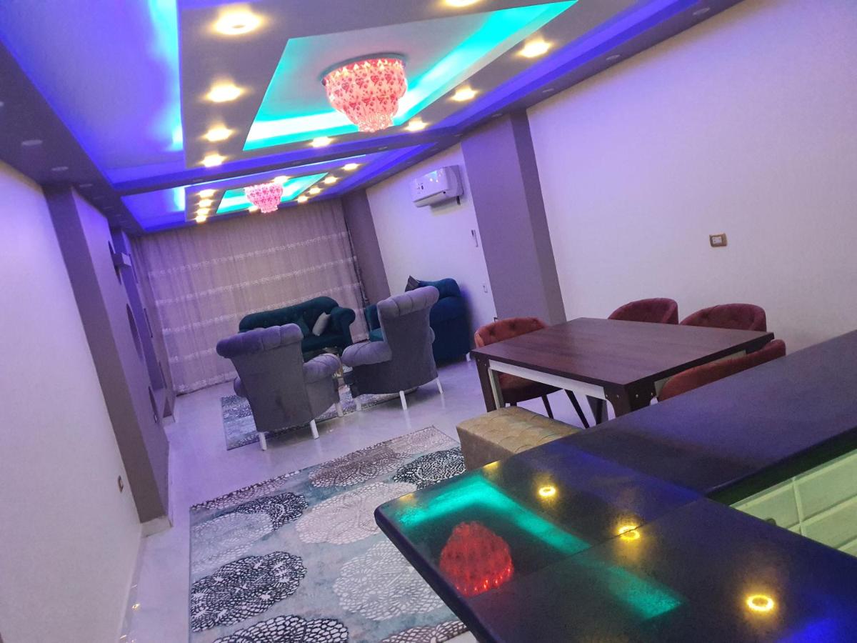 Lovely 3-Bed Pyramids viewApartment in Kafr Nassar - main image