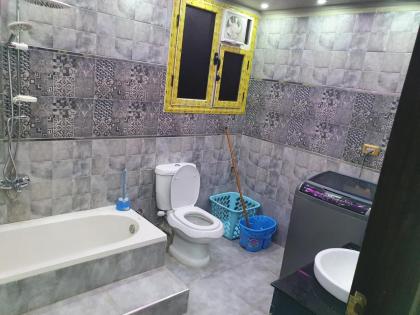 Lovely 3-Bed Pyramids viewApartment in Kafr Nassar - image 23