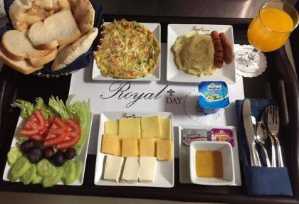 Royal Day - image 3