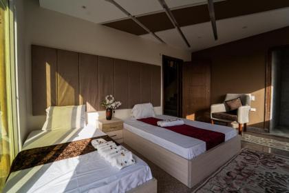 Gardenia Inn - image 15