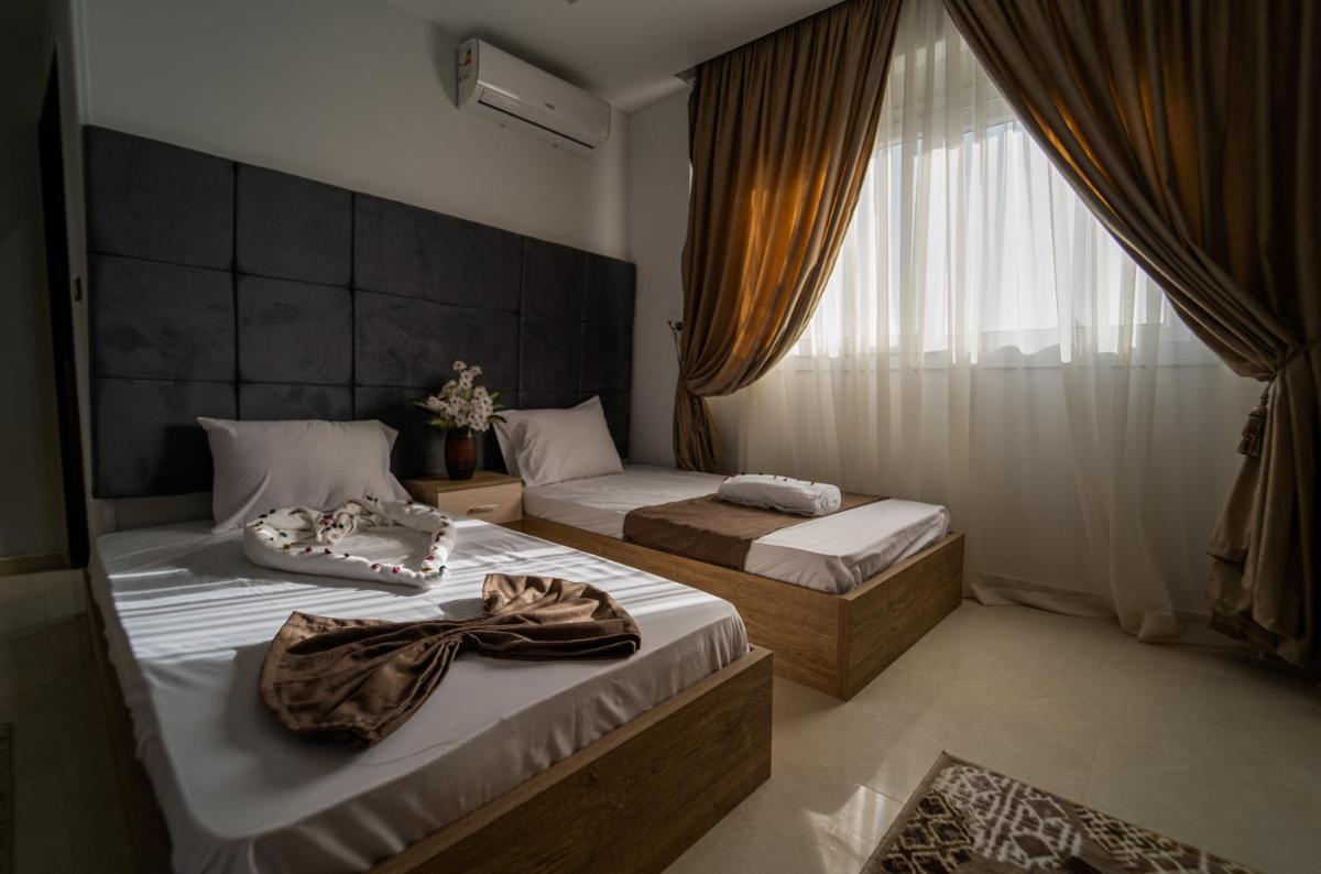 Gardenia Inn - image 2