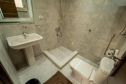 Gardenia Inn - image 4