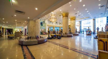 Regency Pyramids View - image 3