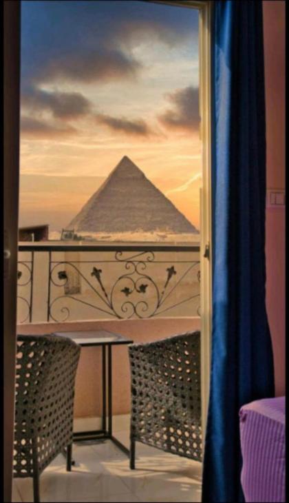 Jimmy Pyramids View - image 9