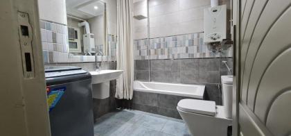 Comfy 2-Bedrooms Apartment in Cairo 44-2 - image 9