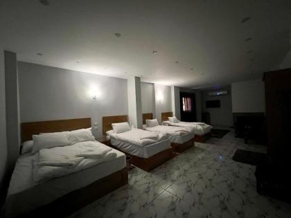 Life Pyramids Inn - image 3