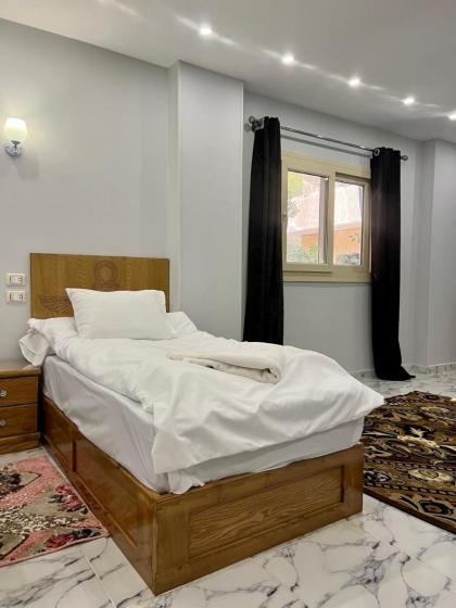 Life Pyramids Inn - image 6