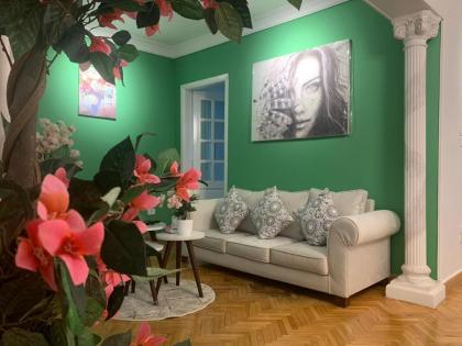 Elegant Apartment - image 6